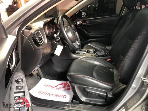 Mazda 3 2.0 Touring At
