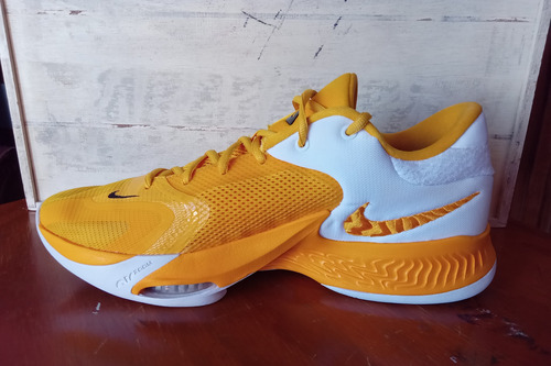 Nike Zoom Freak 4 30.5 Ctm. (Usado)
