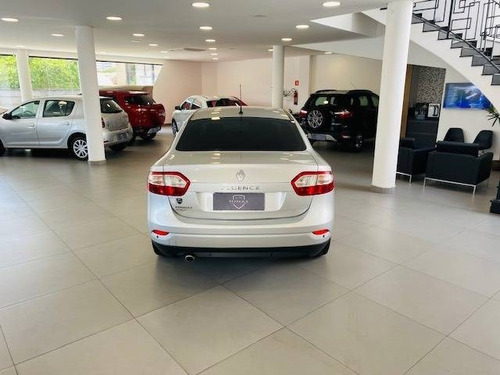 Imagem 3 de 13 de Renault Fluence 2.0 Dynamique 16v Flex 4p Automático