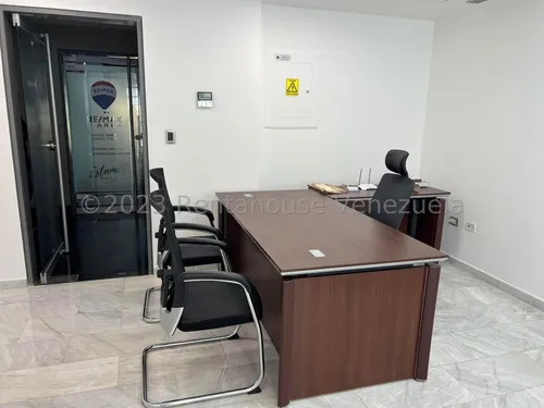 Oficina En Venta - Mls #24-6519
