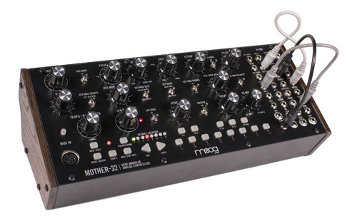 Mother 32 Moog Sintetizador Análogo Semi Modular Eurorack Cv