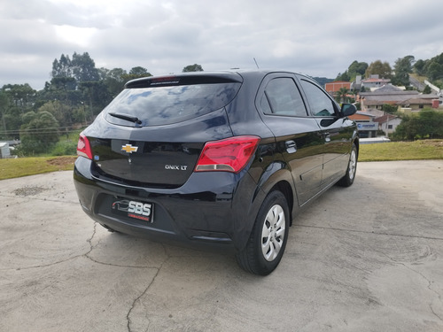 Chevrolet Onix 1.0 8V