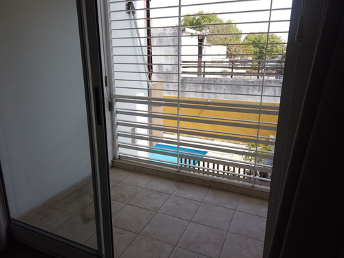 Imagen 30 de 30 de 1 Dormitorio · Cochera · Pileta · Terraza