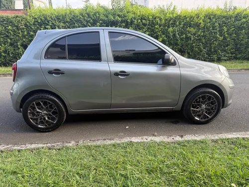 Nissan March 1.6 Active