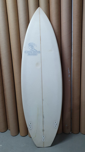Imagem 2 de 4 de Prancha Usada Caiçara Surf 5'8 X 19 X 2,37