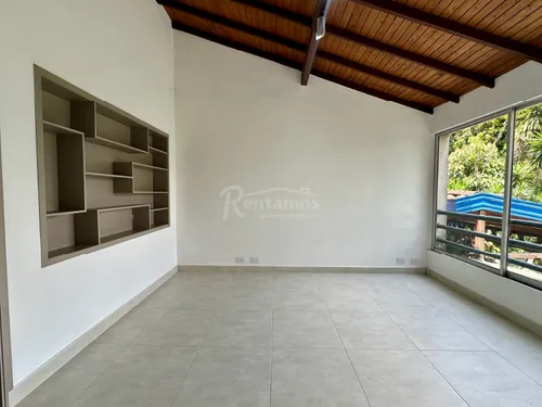 Casa En Arriendo En El Poblado. Cod A776077