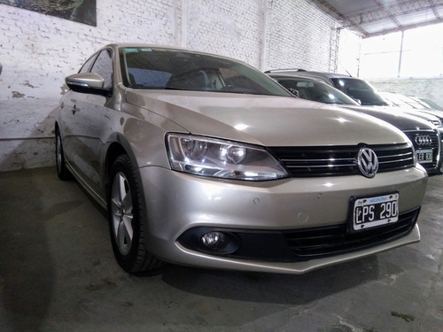 Volkswagen Vento, Orozamultimarca