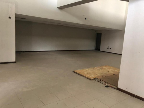 Imagen 2 de 8 de Pc Se Alquila Local 667m2 Boleita Sur Av Francisco De Miranda