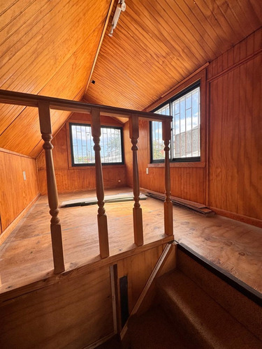 Casa En Los Fresnos, 3d, 2b Con Excelente Distribución