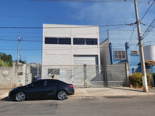 Imagem 1 de 6 de Galpão Para Alugar, 390 M² Por R$ 7.000/mês - Chácara Do Solar I (fazendinha) - Santana De Parnaíba/sp - Ga0221
