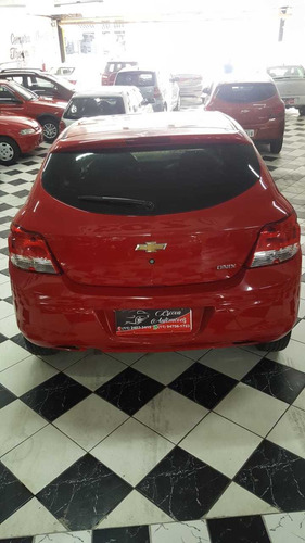 Chevrolet Onix Ls 1.0 Flex Ano 2015 Vermelho 5 Portas