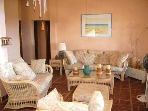 Imagen 5 de 13 de Hermosas Casas De Campo, Frente A El Saco Lm