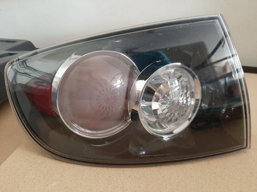 Imagen 1 de 3 de Stop Trasero Izquierdo Guarda Fango Mazda 3 Del 2007 Sedan