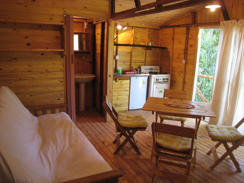 Imagen 5 de 30 de Venta De Complejo De 5 Cabañas, Sobre Arroyo Espera