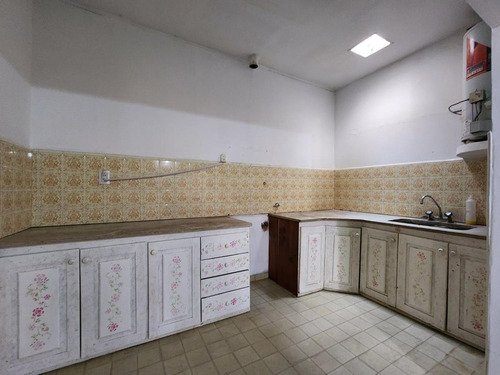 Venta Casa 6 Ambientes En Tortuguitas Doble Lote.