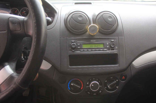 Imagen 8 de 15 de Chevrolet Aveo 2016 4p Ltz L4/1.6 Man