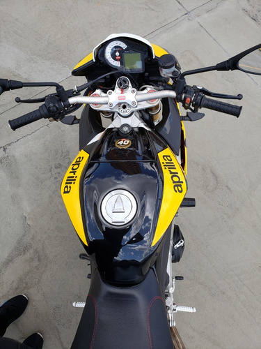 Aprilia Tuono V4 1000cc