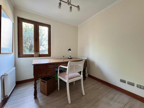 Impecable Venta Los Castaños A Pasos Colegió Newland