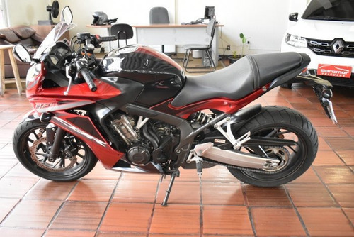 Imagem 4 de 15 de Cbr 650f Abs Esportiva