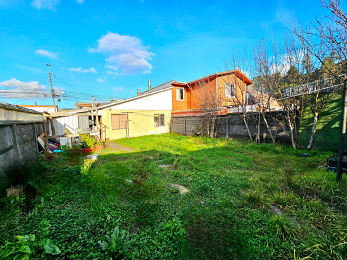 Rrb// Vende Casa 2d/1b Los Lirios (100774)