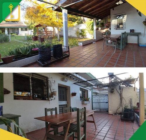 Imagen 13 de 17 de Casa En Venta En Villa Ballester
