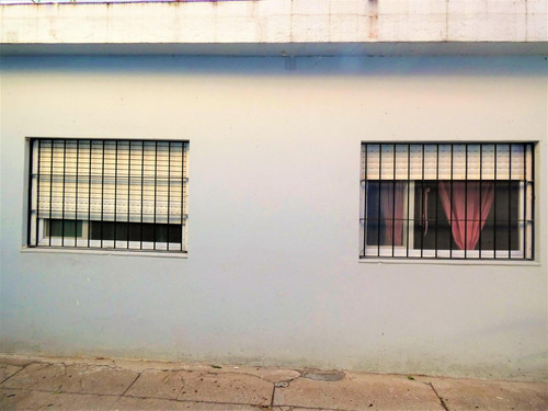 Imagen 11 de 30 de Venta En Block: Galpón + Dos Departamentos + Dos Locales