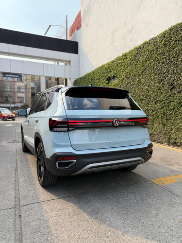 Volkswagen Taos 1.4 Tsi Highline At