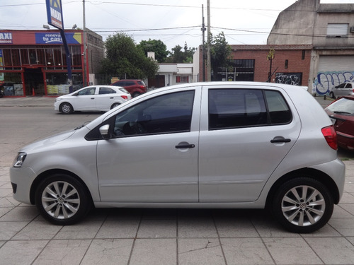 Volkswagen Fox Trendline 1.6 [ Excelente - Financio }