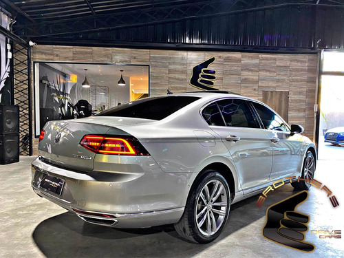 Imagen 9 de 15 de Volkswagen Passat 2017 2.0 Dsg Tsi Highline 220cv