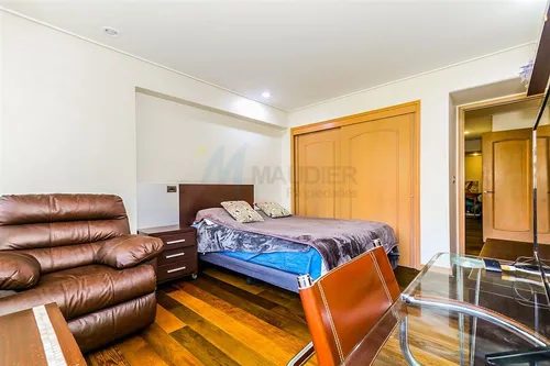 Departamento En Arriendo De 6 Dorm. En Las Condes