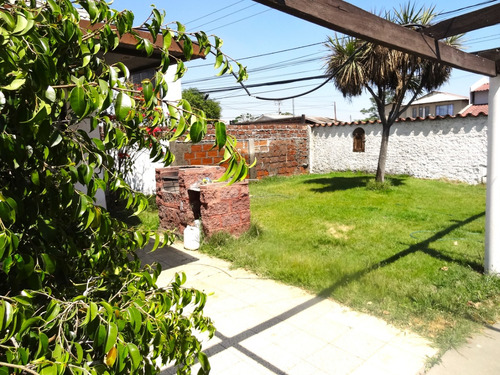 Casa De 3d 2b De 122 Mt2 Emplazada En 303 Mts De Terreno