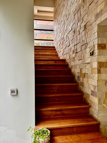 Excelente Casa Comercial Nueva Costanera - Vitacura, 4 Dorm