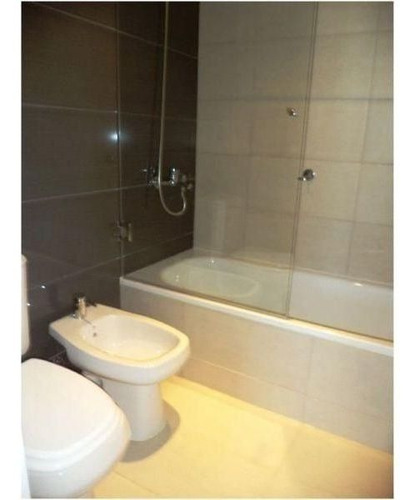Apartamento En Alquiler Por Temporada De 3 Dormitorios En Playa Brava