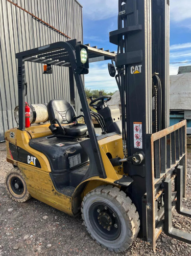 Autoelevador Cat Gp25 2500kg Torre 6mts C/desp Año 2018