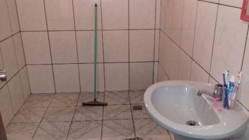 Imagem 3 de 14 de Casa À Venda Na Praia De Itanhaém-jd Guacira 3dorm. 2225