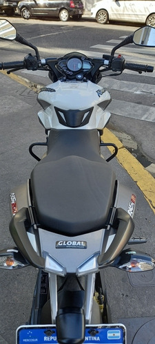 Imagen 16 de 20 de Bajaj Rouser Ns200