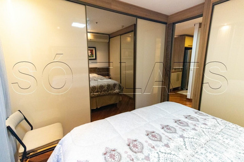 Imagem 10 de 15 de Flat Em Moema Reformado E Finamente Decorado - Sf36463