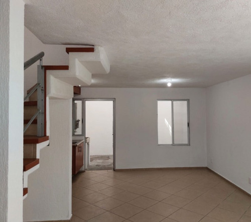 Casa En Venta En Col. San Martin Tlajomulco , Jalisco Ds19