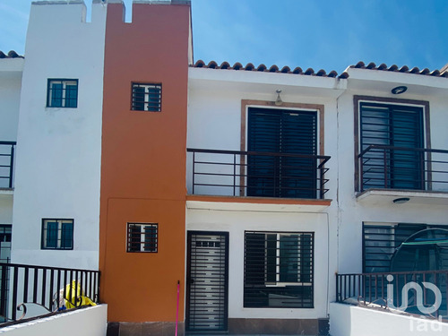 Venta Casa 3 Ambientes Paseo De Los Naranjos