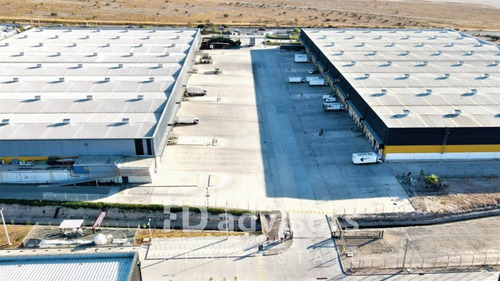 Arriendo De Bodegas En Centro Logístico 15000 M2 - Pudahuel