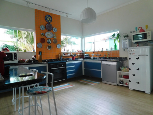 Imagem 9 de 14 de Casa Alto Padrão C/ 4 Suítes A Venda Na Praia De Peruíbe