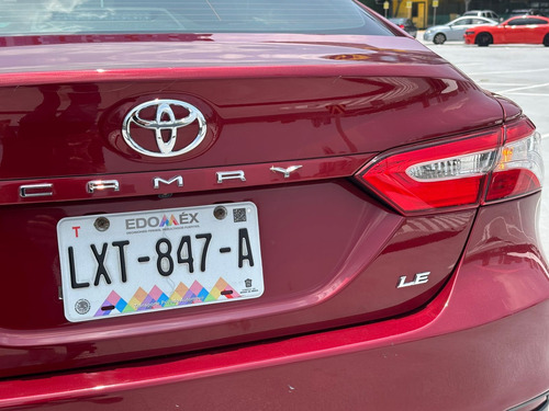 Toyota Camry 2.5 Le At