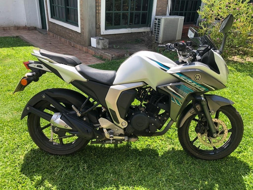 Yamaha Fazer Fi