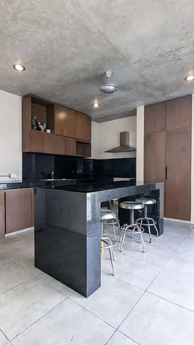 Casa De Estilo Único En Cholul Y Sin Entrar Al Pueblo