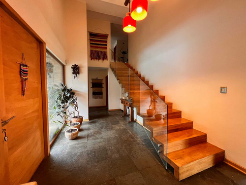 Venta De Casa En Lomas De Coihuin (71453)