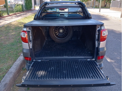 Imagen 14 de 22 de Fiat Strada 1.6 Adventure Cd Pack Top Locker 2018