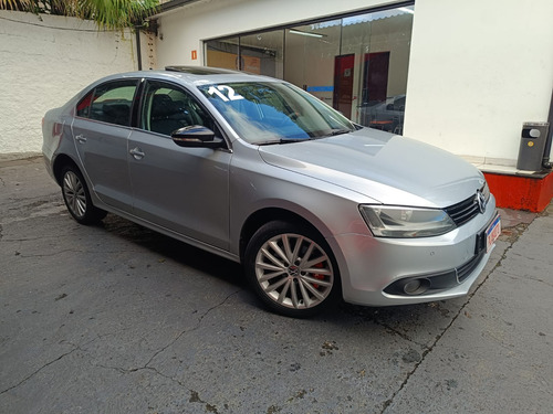Volkswagen Jetta 2.0 Tsi Highline 4p