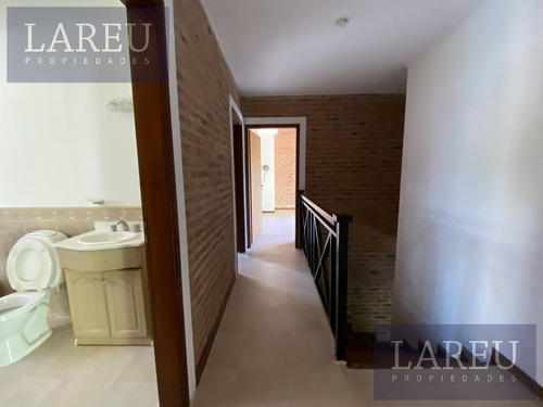 Casa En Venta Con Renta - La Delfina, Pilar