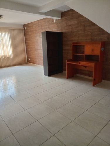Casa 1 E 2 Locação