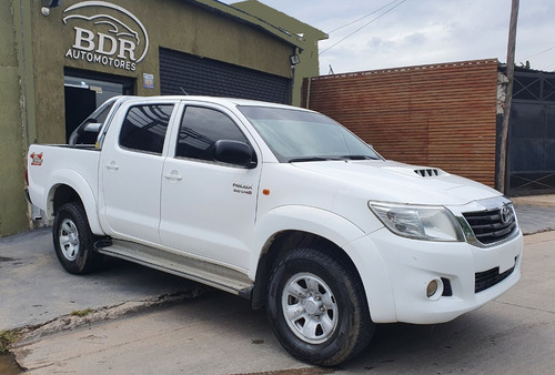 Impecable Toyota Hilux 4x4 Sr 3.0 Año 2012 Con Solo 156000km